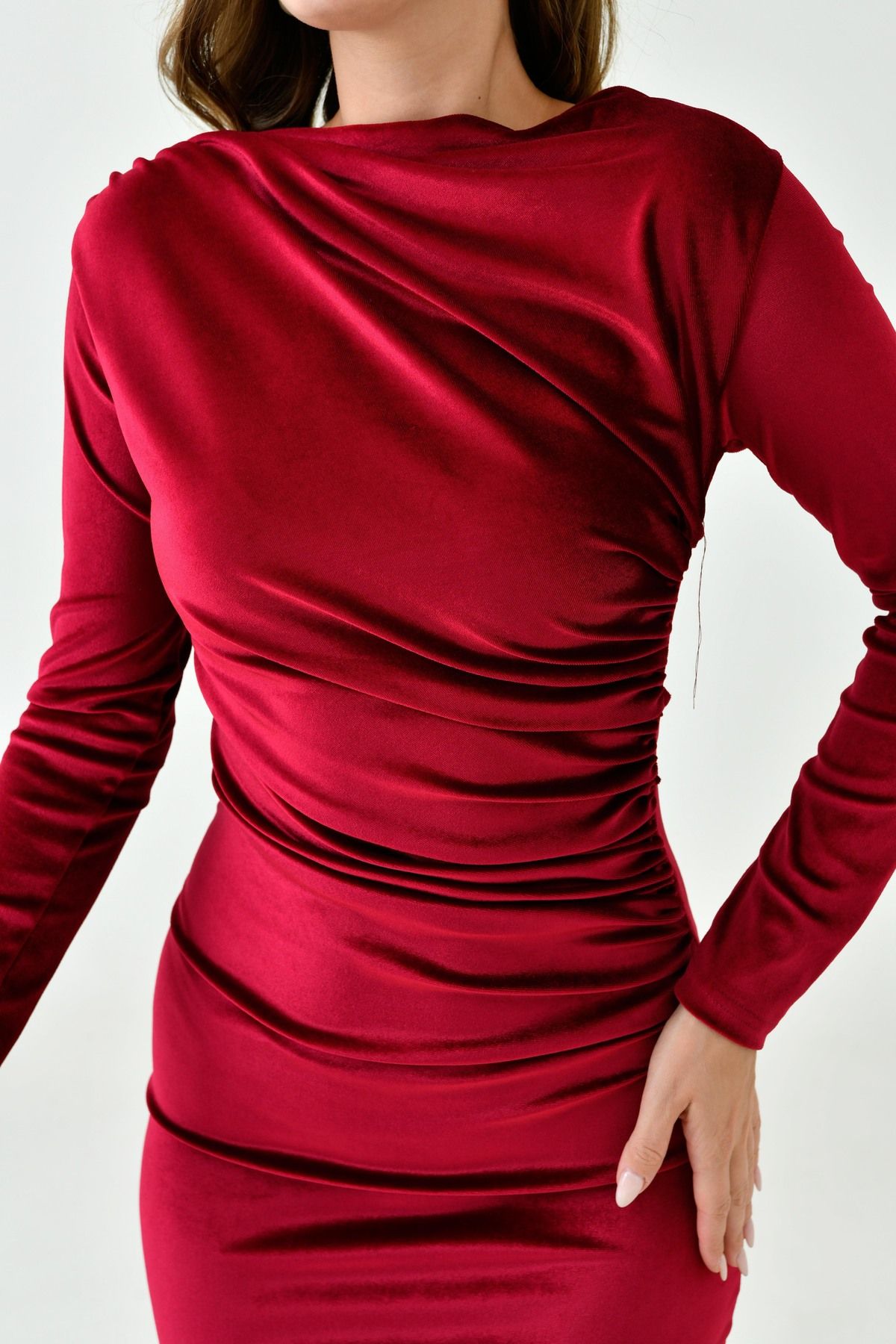 ALESSO RED VELVET BODYCON