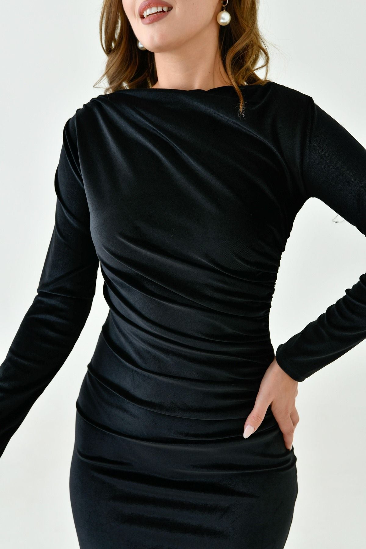 ALESSO BLACK VELVET BODYCON