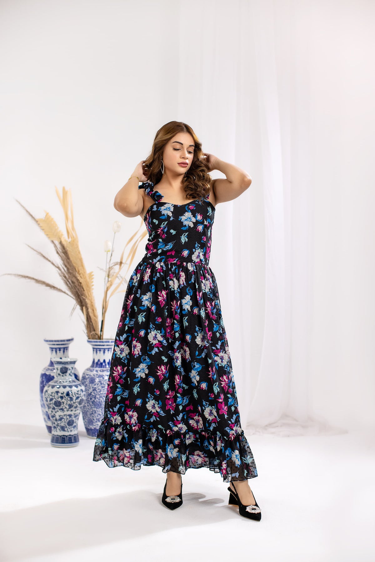 ROZELLA BLACKISH FLORAL