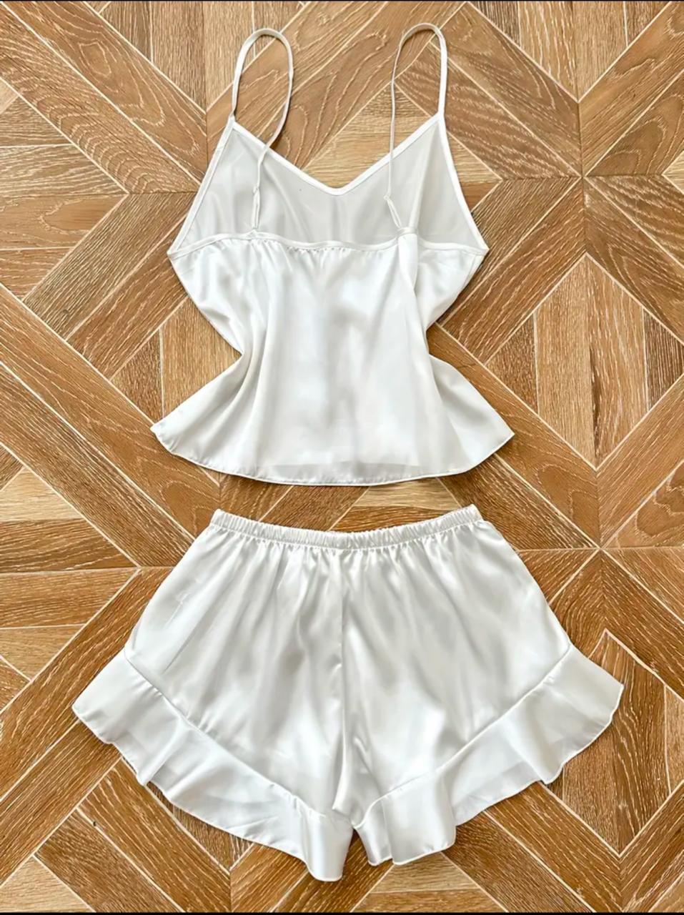 LUSTROUS DREAMS SATIN SET