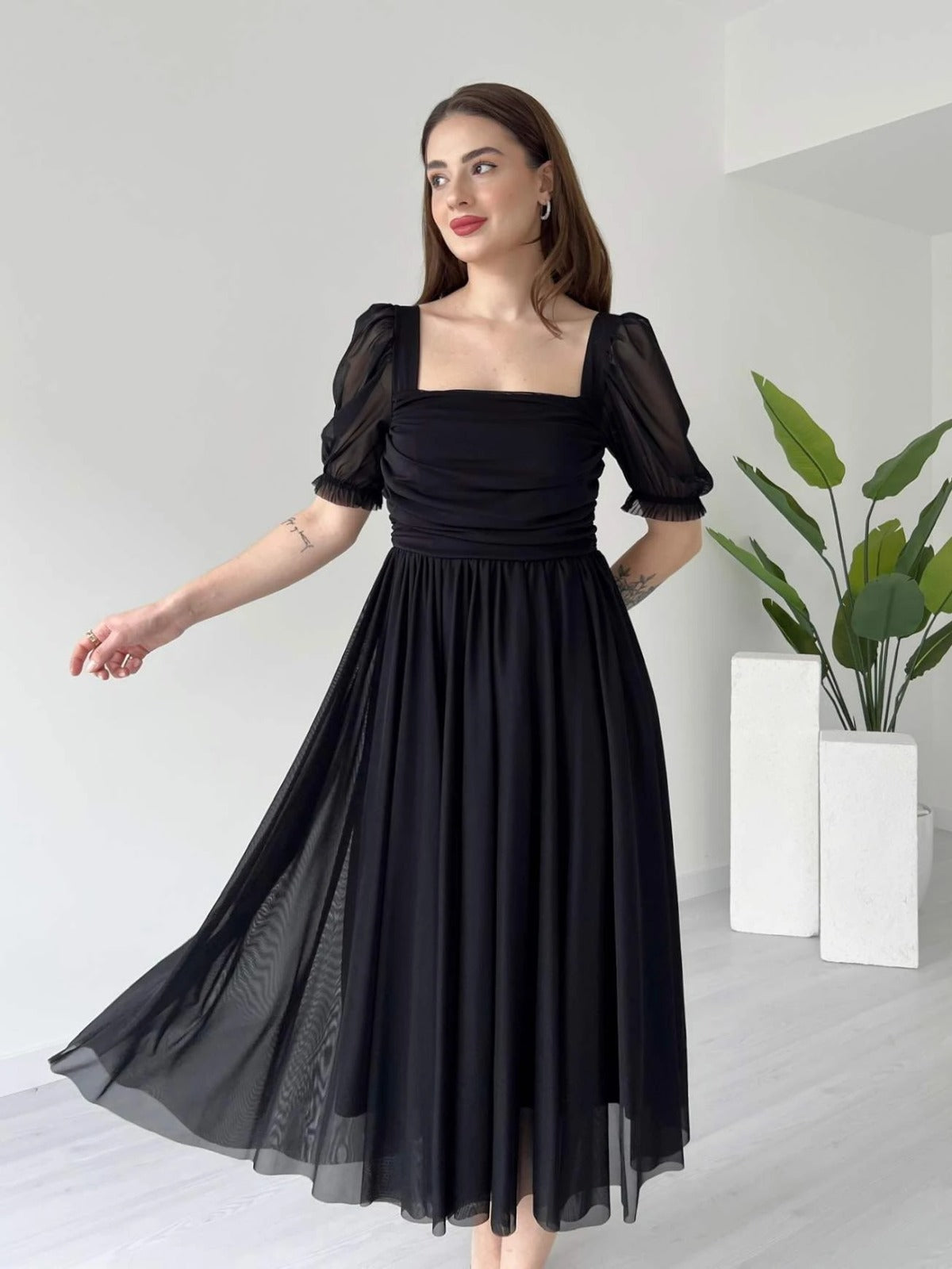 VINTAGE MUSE DRESS