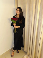 TIMELESS BLACK BEAUTY