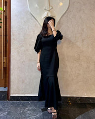 TIMELESS BLACK BEAUTY