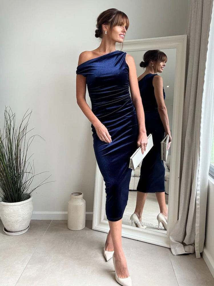 One-Shoulder Glow