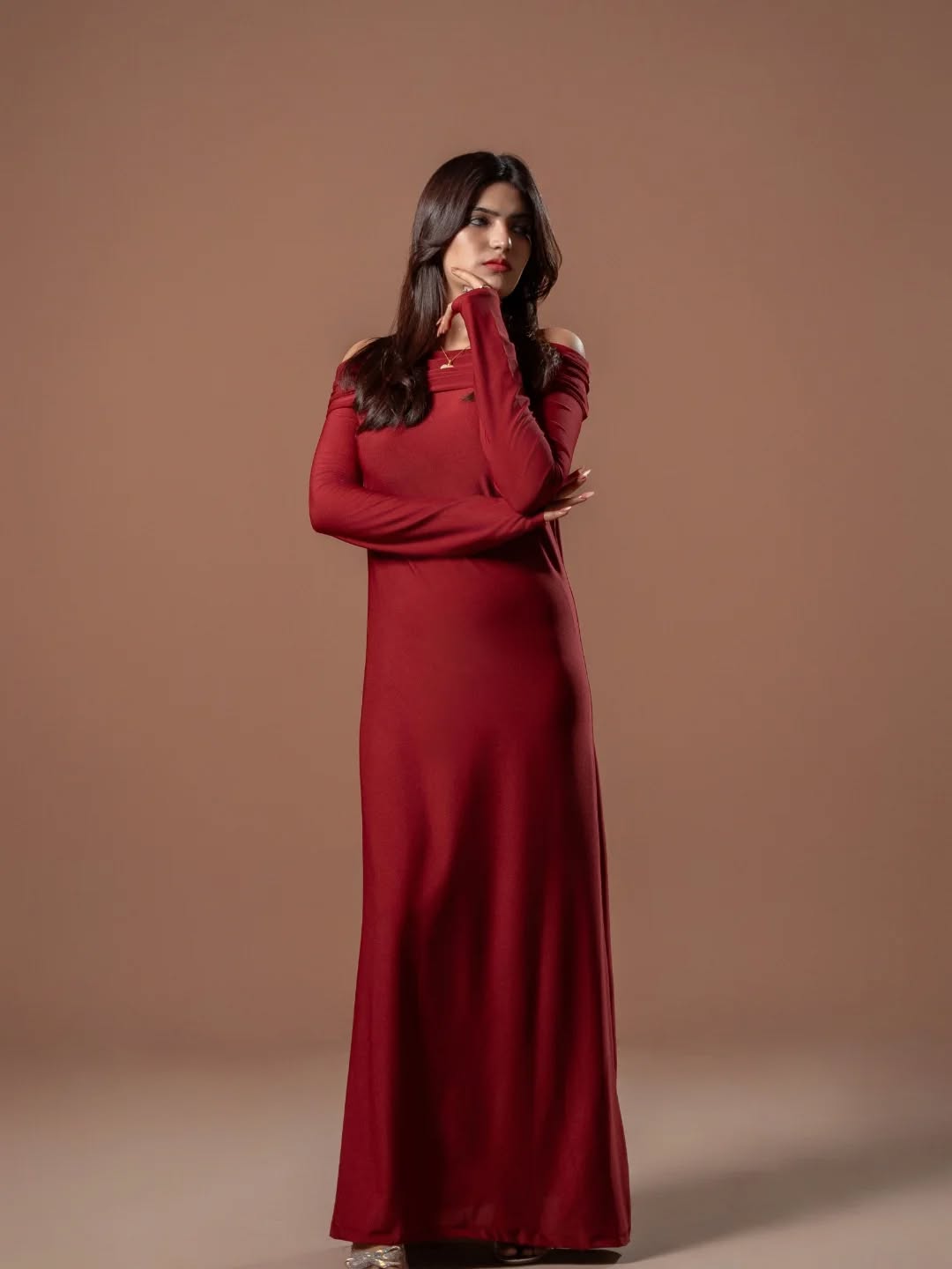 Damson Drape Bodycon official Facebook shoot 3
