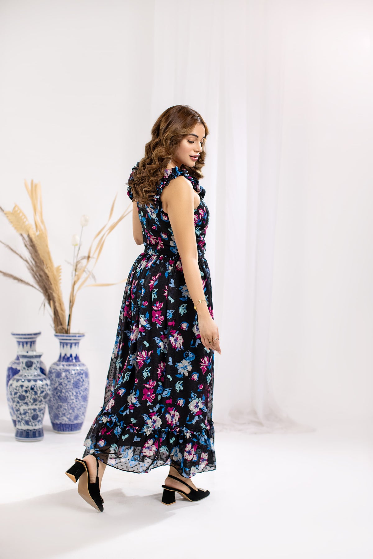 ROZELLA BLACKISH FLORAL